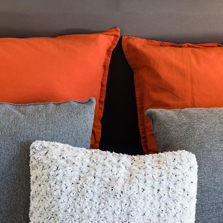 Hyper Centre Chambre Au Calme Лил Екстериор снимка